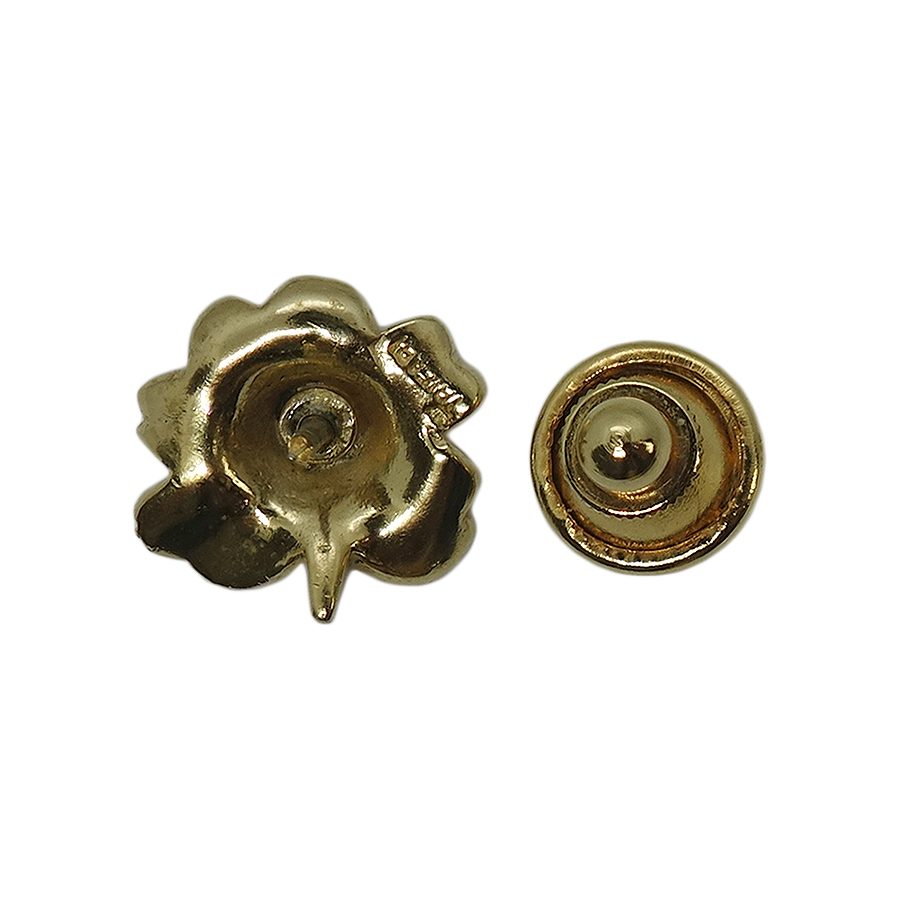 Trifari 薔薇 ピンズ 花 ローズ 金色 留め具付き クラウントリファリ