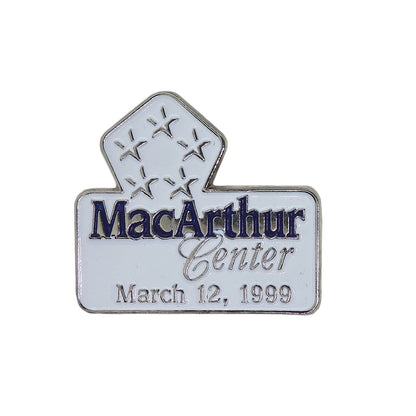 MacArthur Center ピンズ ショッピングモール