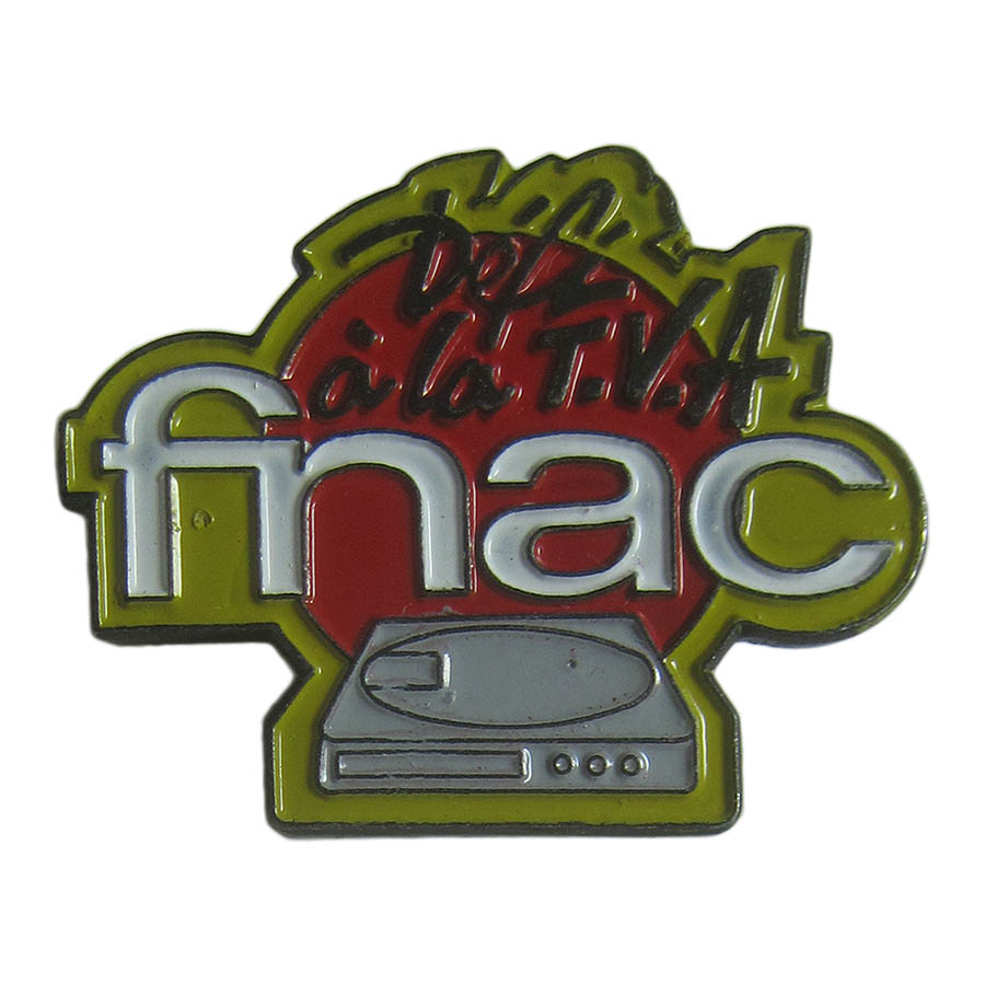 ピンズ お店 fnac 電化製品 CDプレイヤー 留め具付き