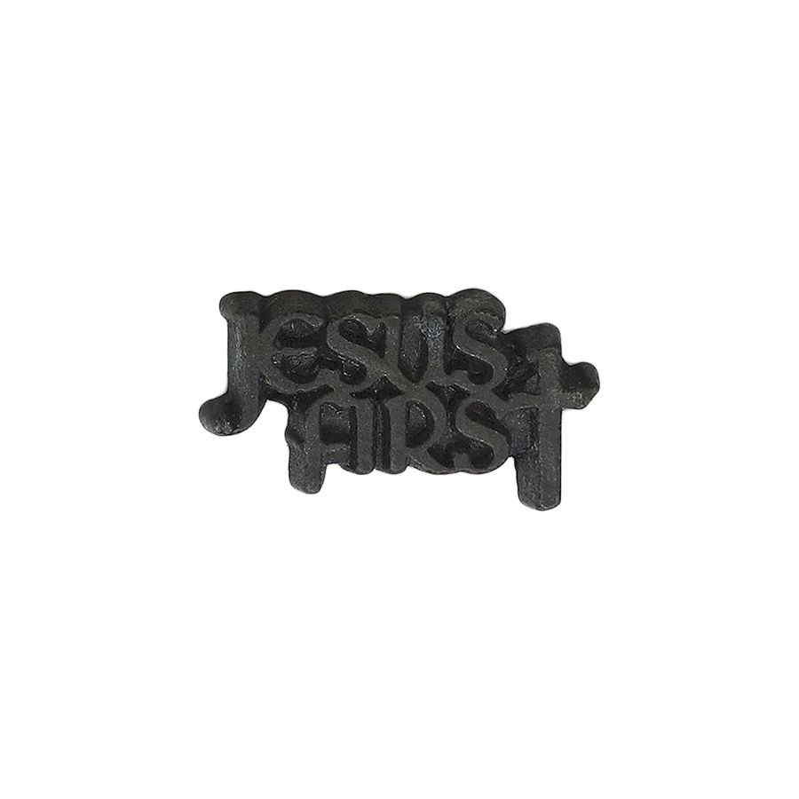 JESUS FIRST ピンズ 留め具付き
