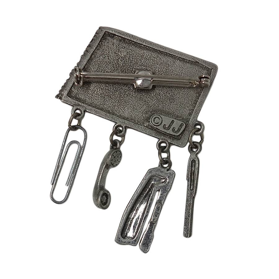 文房具 ブローチ JONETTE JEWELRY