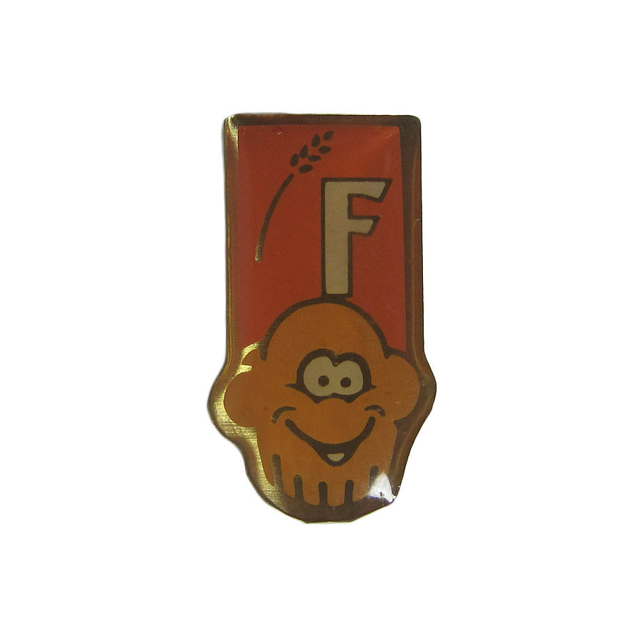 フランス ピンズ マフィン 留め具付き