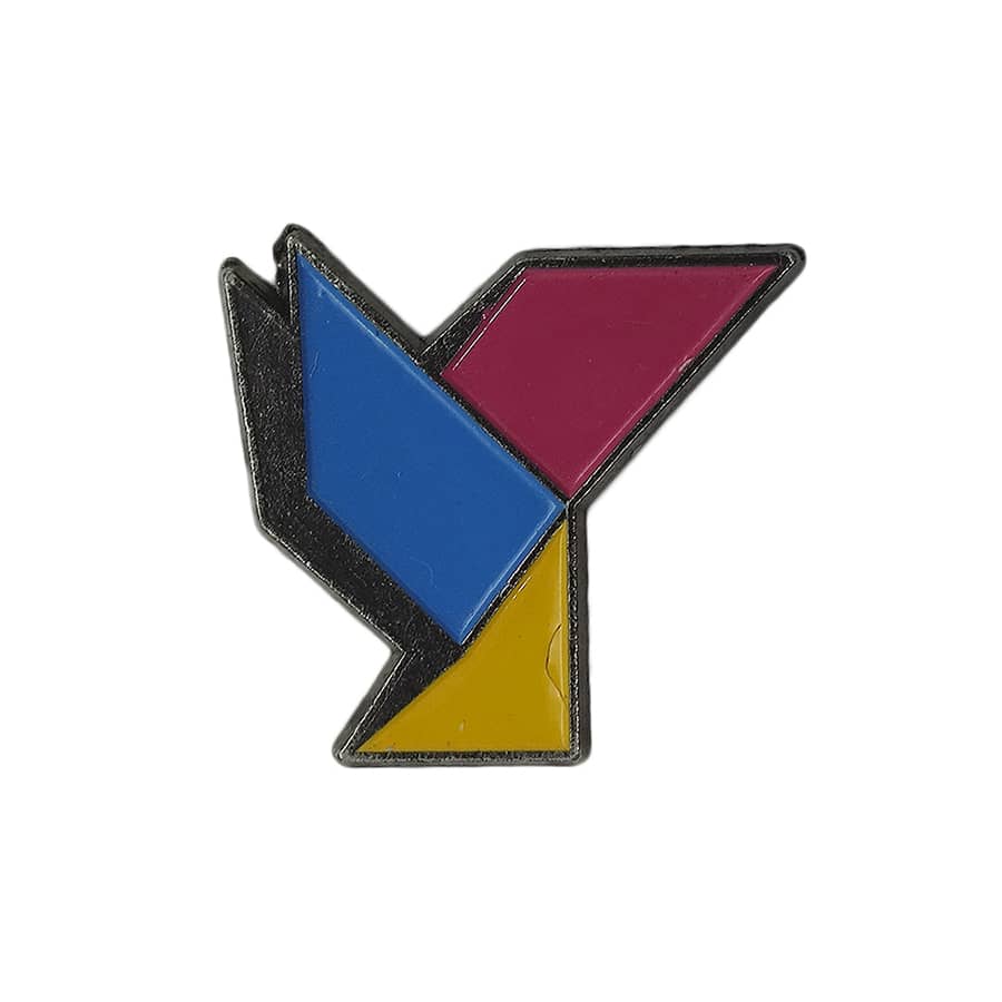 ピンズ 留め具付き