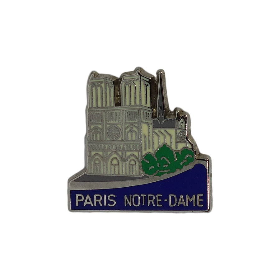 ノートルダム大聖堂 ピンズ PARIS NOTRE-DAME 留め具付き