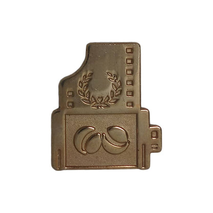 FRANCE LOISIRS ピンズ フィルム 留め具付き