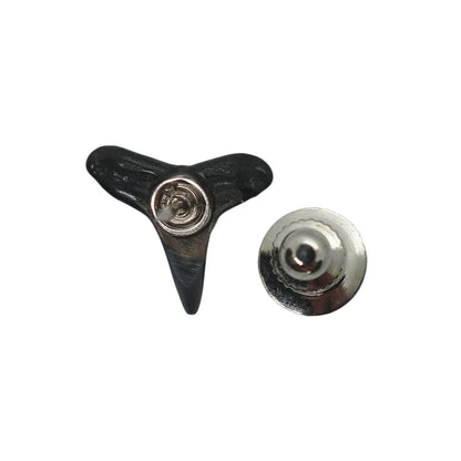 ピンズ 留め具付き