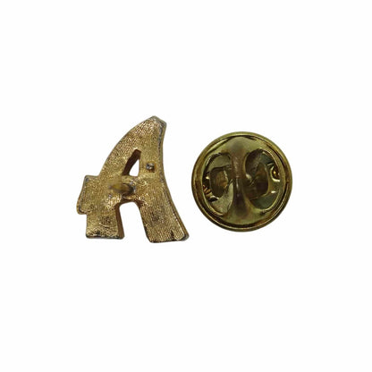 アルファベット イニシャル A ピンズ 留め具付き