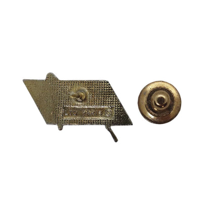 ピンズ 留め具付き