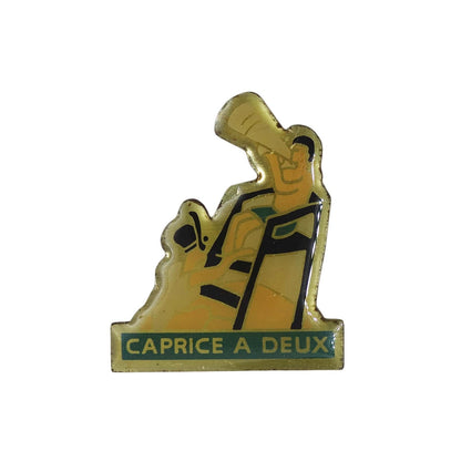 CAPRICE A DEUX ピンズ チーズ 留め具付き