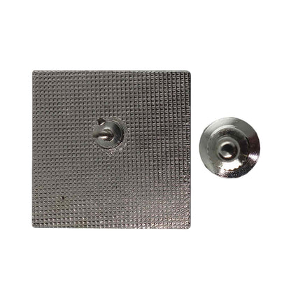 ピンズ 留め具付き
