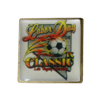 ピンズ サッカー Labor Day TX 留め具付き ピンバッジ
