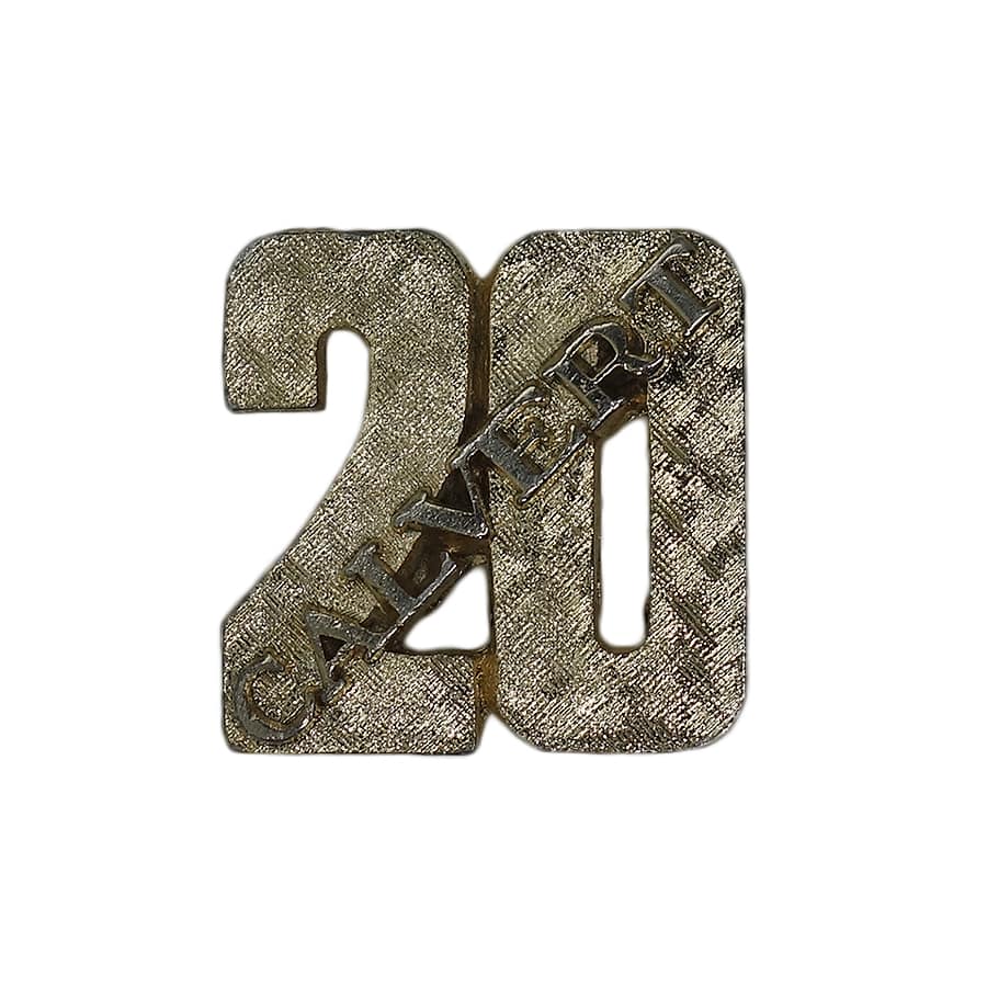 CALVERT ウイスキー蒸留所 20周年記念 ピンズ 留め具付き