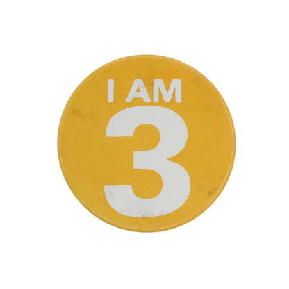 I AM 3 缶バッジ バッチ 3歳 誕生日