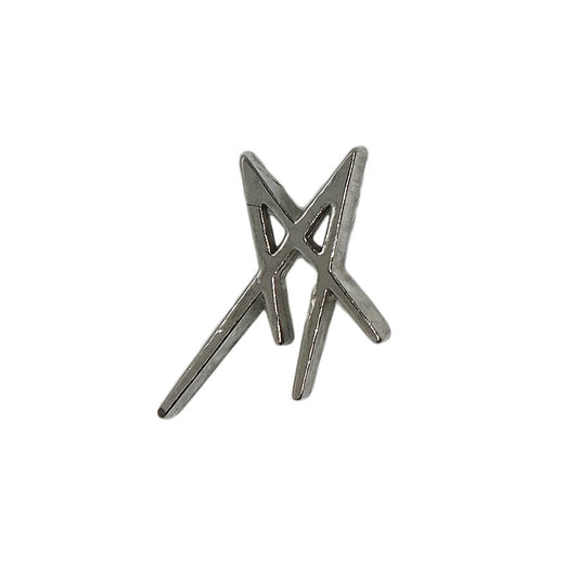 ピンズ 留め具付き