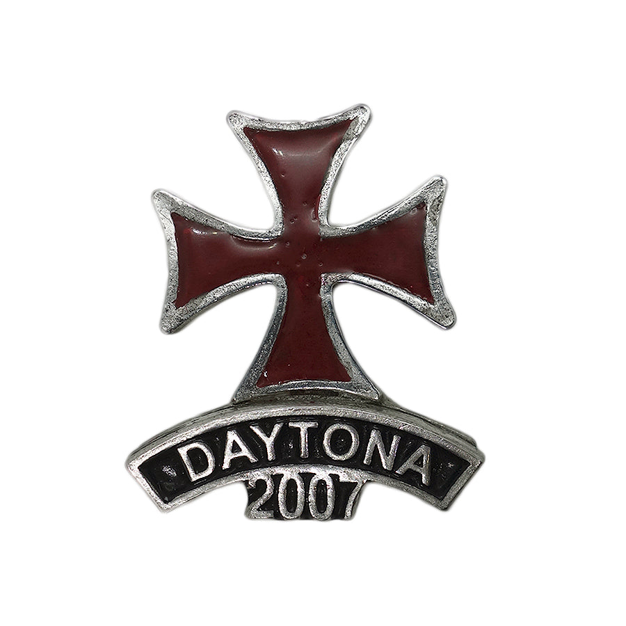 DAYTONA 2007 アイアンクロス 赤 バイカー ピンズ デイトナ 留め具付き