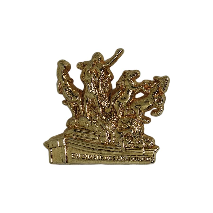 Biennale Des Antiquaires ピンズ 金色 パリ・ビエンナーレ 留め具付き