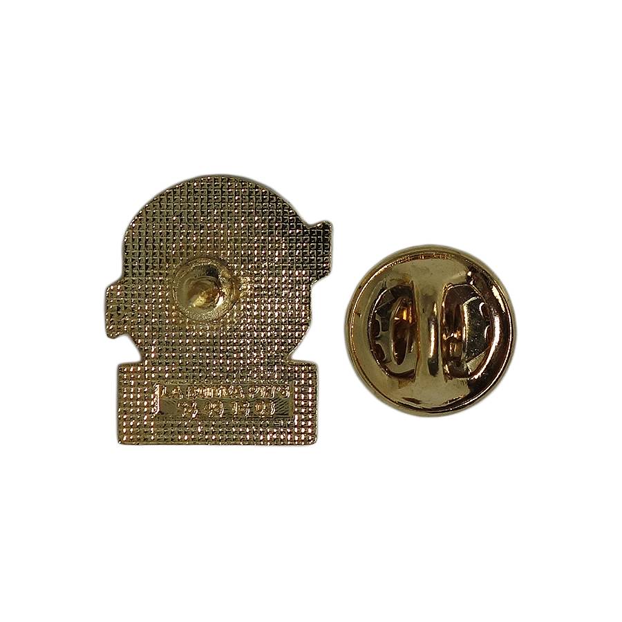 SNEF ピンズ 留め具付き