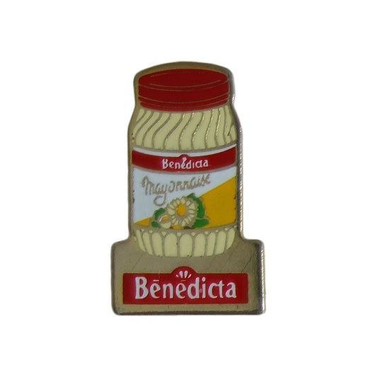 マヨネーズ ピンズ Benedicta 留め具付き ピンバッジ