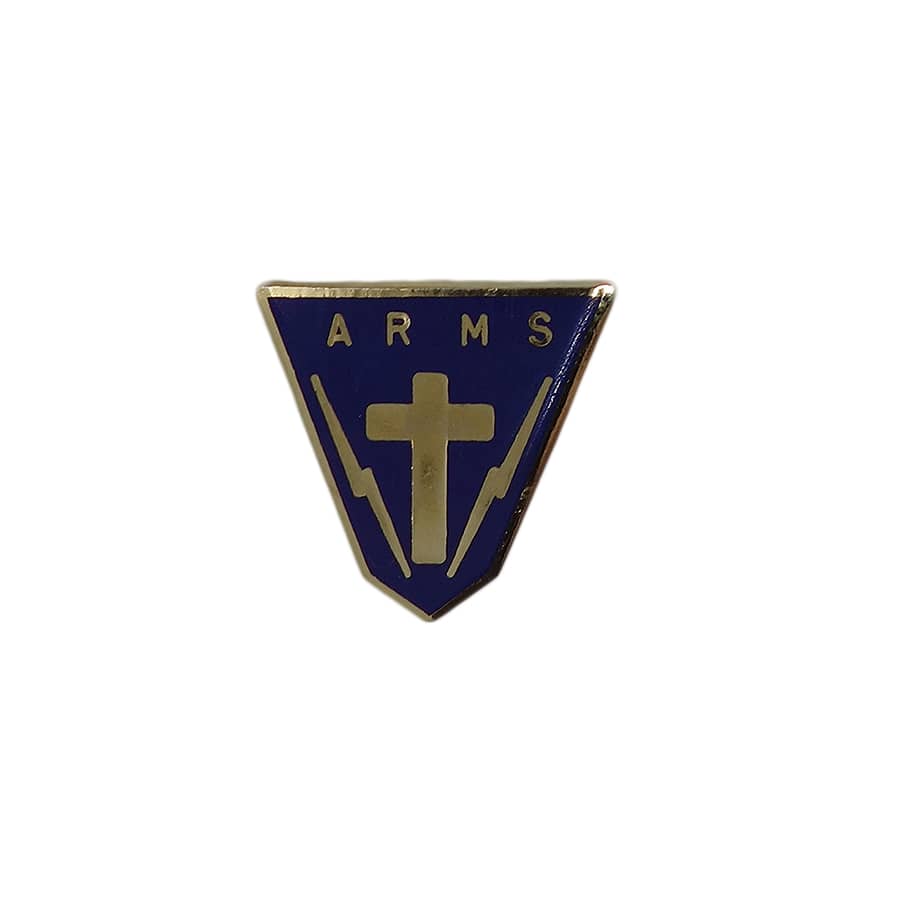 ARMS 十字架 ピンズ 留め具付き