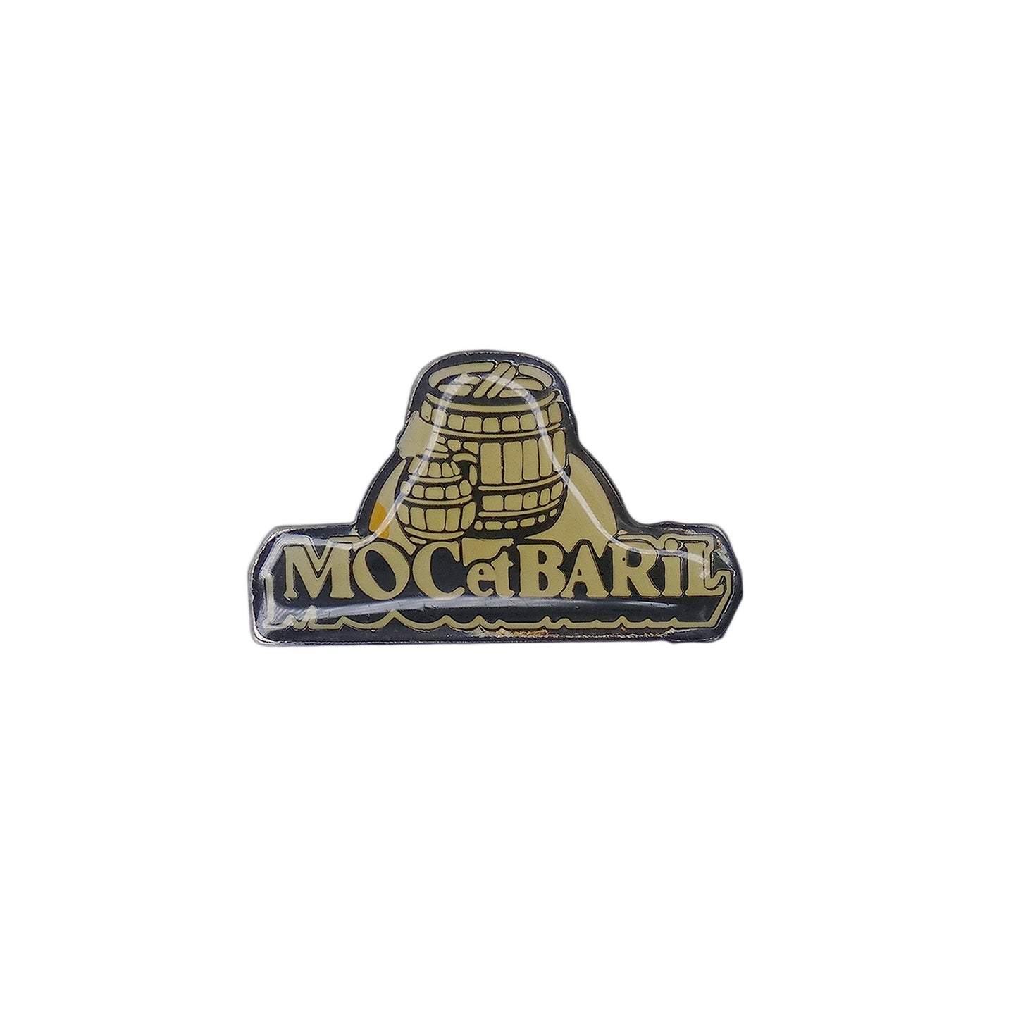 MOC et BARIL ワイン取引会社 ピンズ 酒 バルクワイン