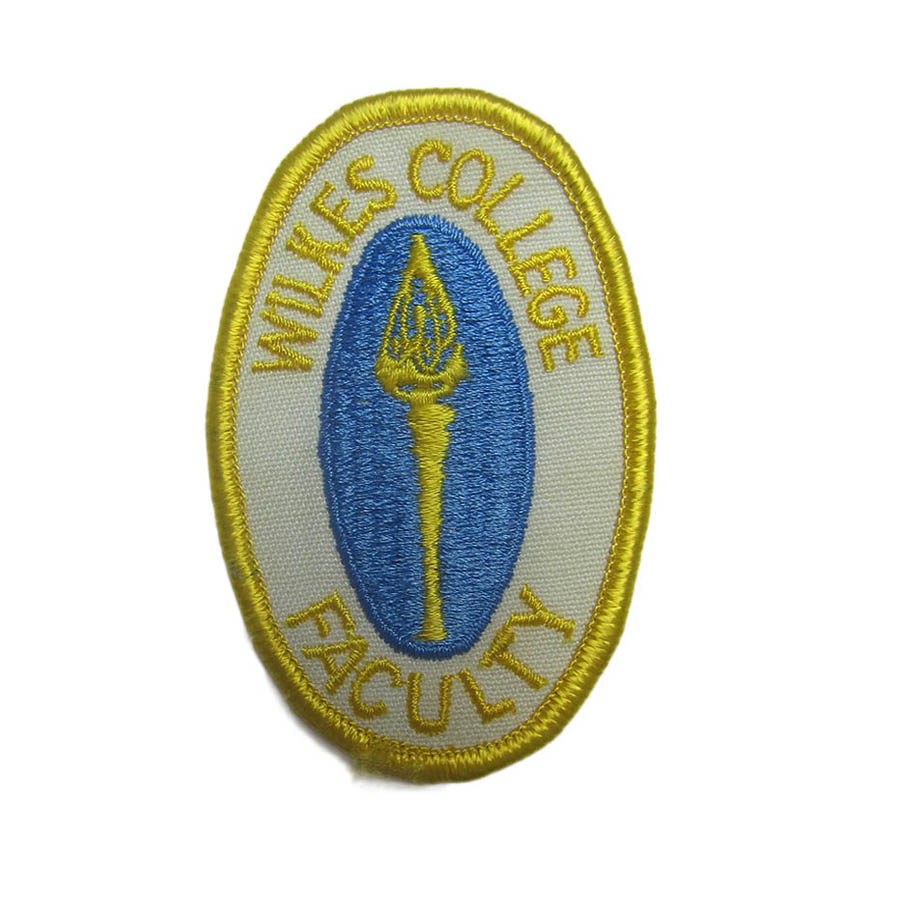 ワッペン WILKES COLLEGE