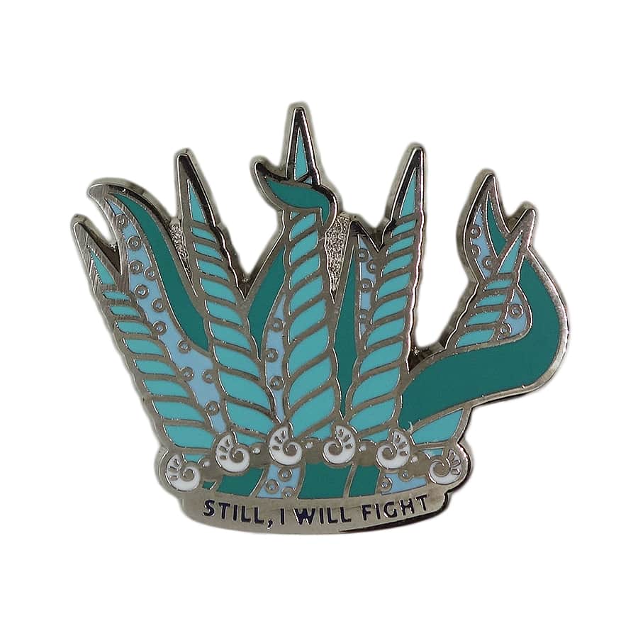 STILL,  I WILL FIGHT 貝殻の王冠 ピンズ Owlcrate 留め具付き