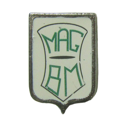 ピンズ MAG BM 留め具付き レトロ ピンバッジ