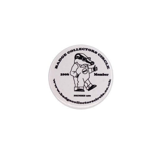 BADGE COLLECTORS CIRCLE バッジ愛好家団体 缶バッジ バッチ アナグマのキャラクター