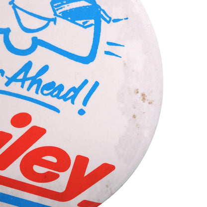 Bailey 缶バッジ バッチ Smiles Ahead! キャンピングトレーラー