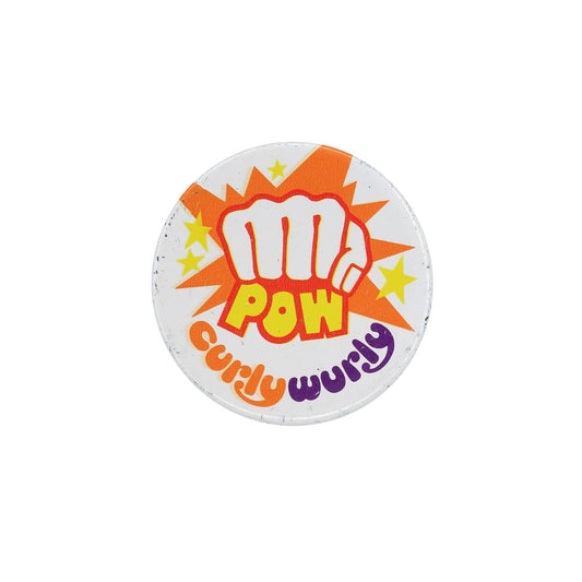 Curly Wurly キャドバリー チョコレートバー 缶バッジ 缶バッチ 拳